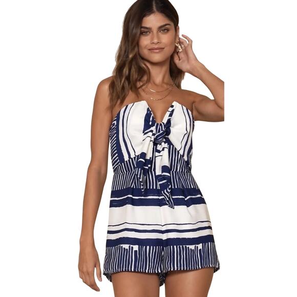 Lulu's Blue & White Striped Tie Front Strapless Romper Size XS - Picture 1 of 14